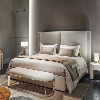 Итальянская дизайнерская светлая роскошная вилла Главная спальня с двуспальной кроватью спальня с современной минималистской двуспальной кроватью